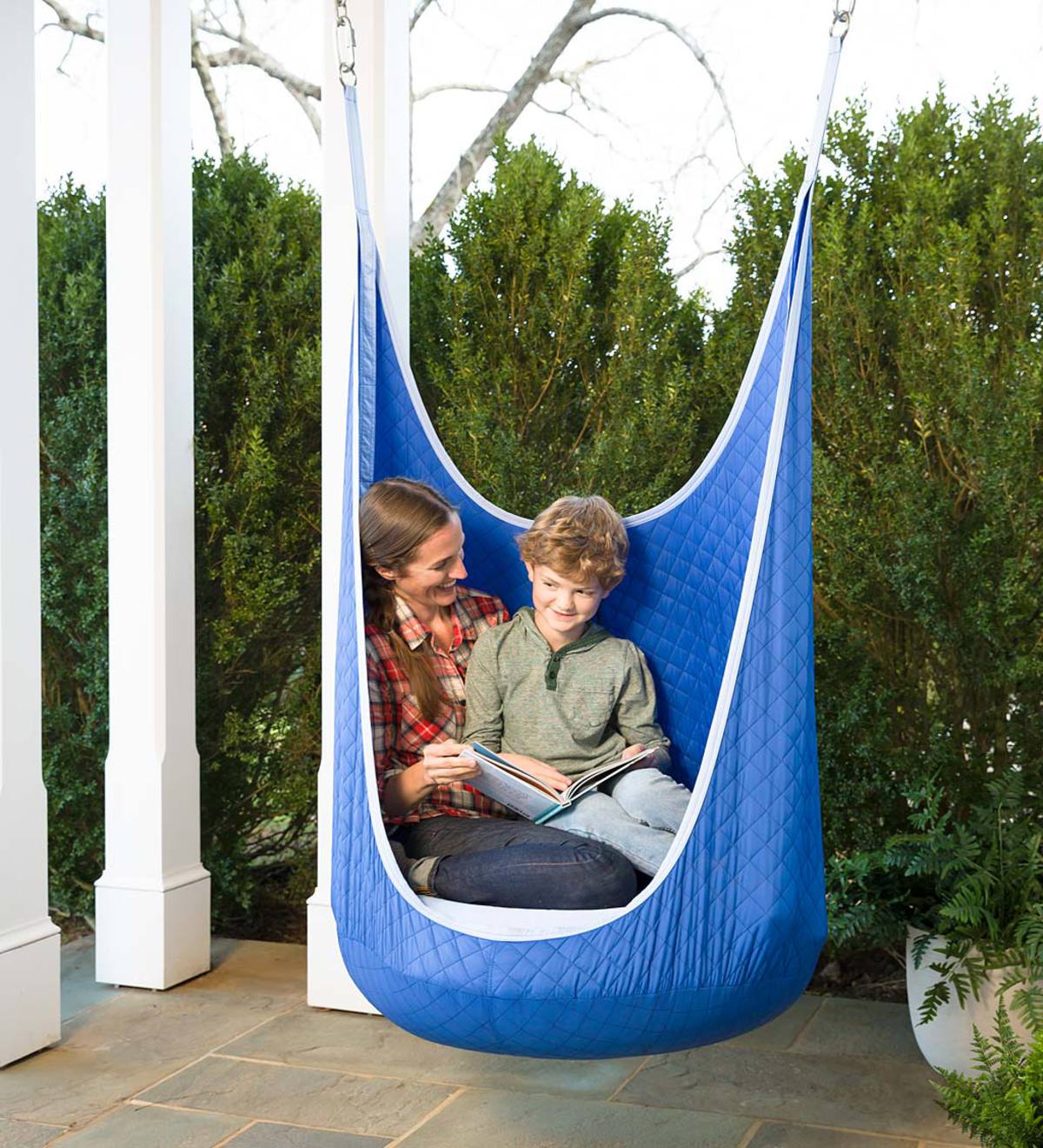 Hugglepod 2024 hanging chair